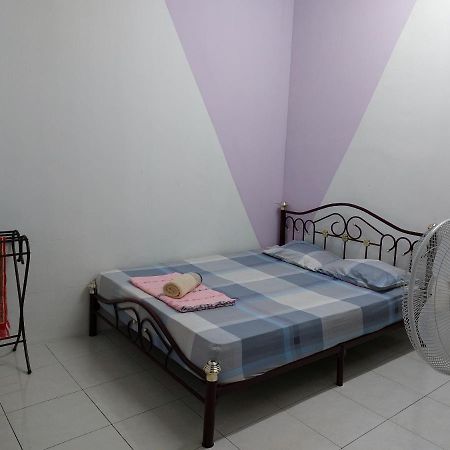 Pelangi Homestay Bota Extérieur photo