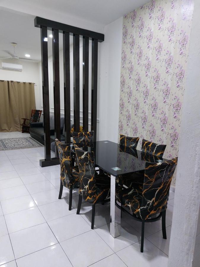 Pelangi Homestay Bota Extérieur photo